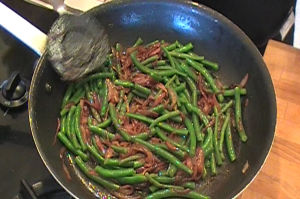 Green Beans with Caramelized Onions