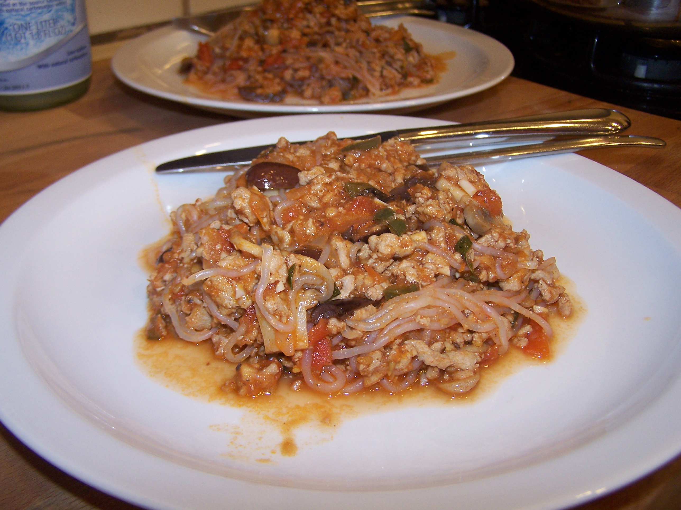 Spaghetti with Turkey a la Putanesca