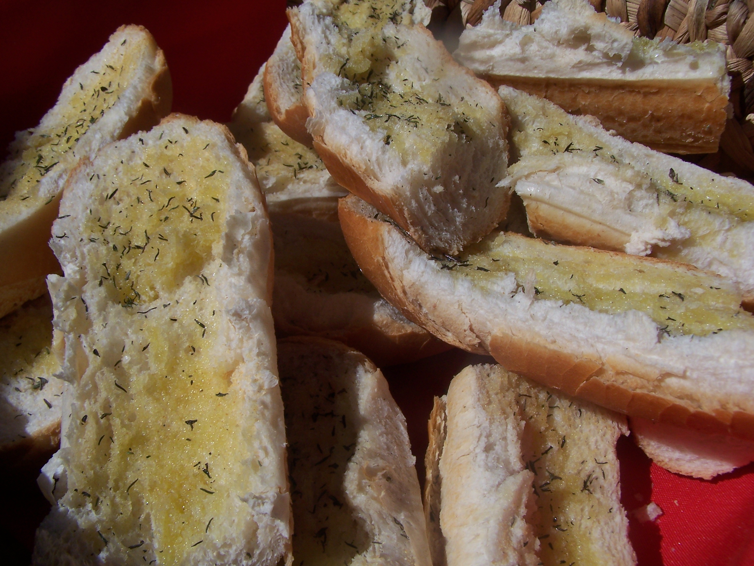 Garlic Bread with Thyme