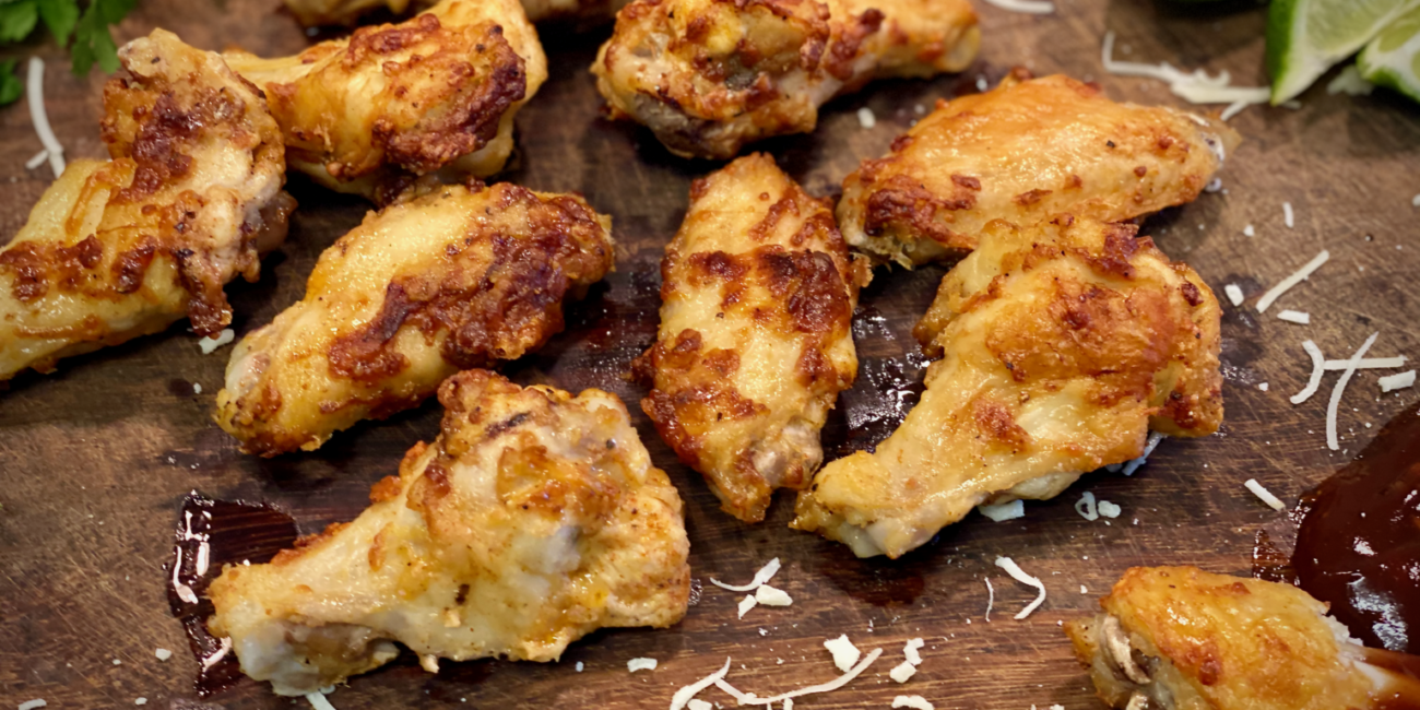 Air Fryer Garlic Parmesan Chicken Wings