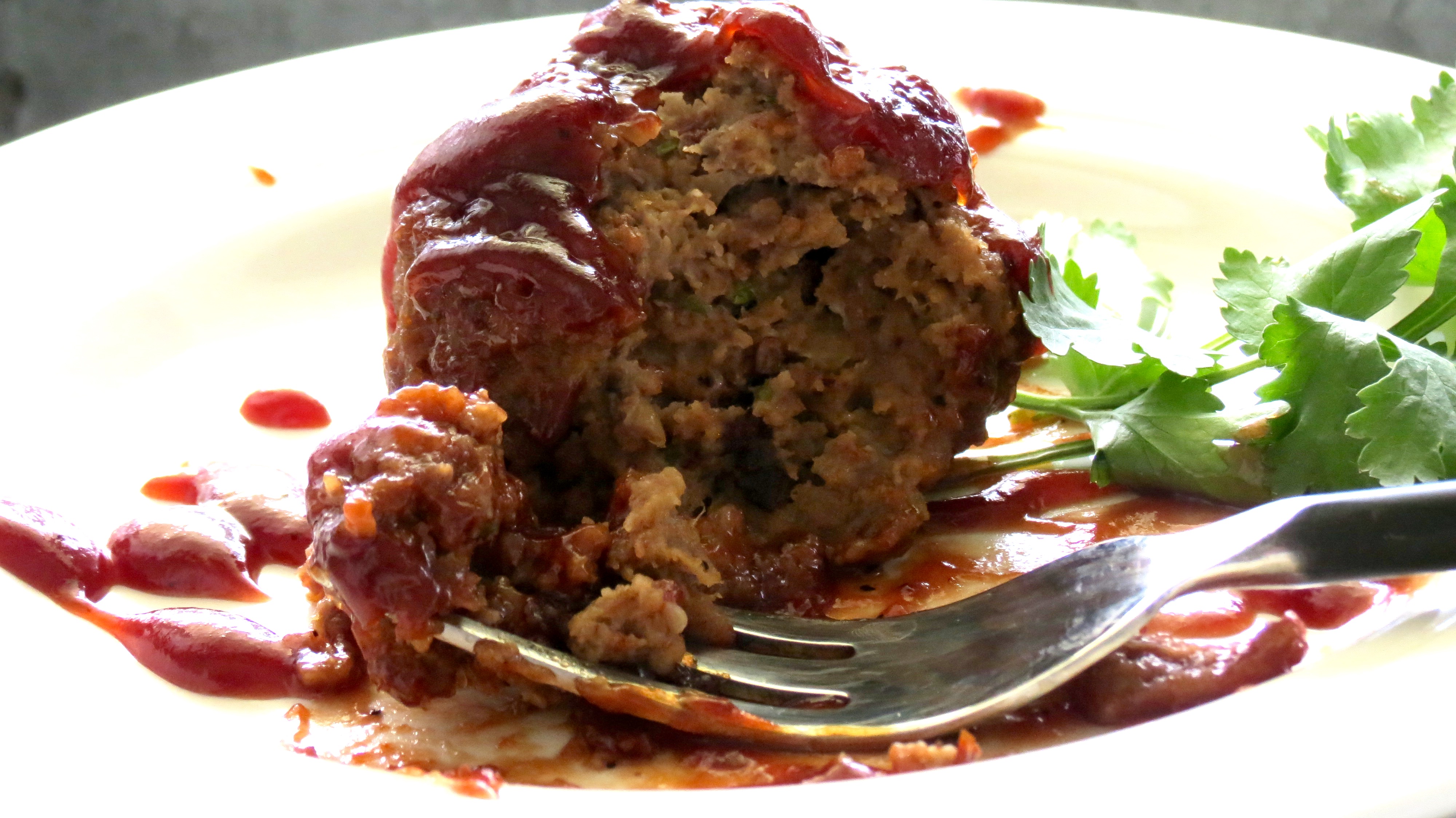 Meatloaf Muffins with BBQ Sauce