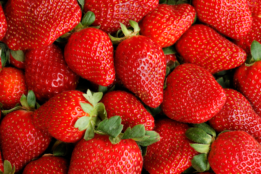 Strawberries for coulis
